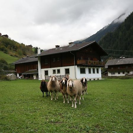 Ferienhaus Ruggenthaler Matrei in Osttirol Exteriör bild